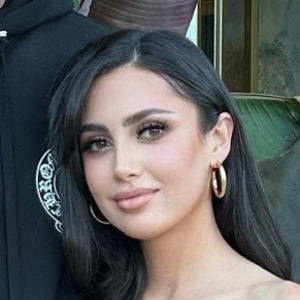 Meet your Posher, Zahra